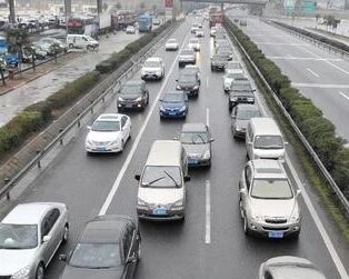 返程高峰来了！京开、京藏、京港澳等进京方向交通量大