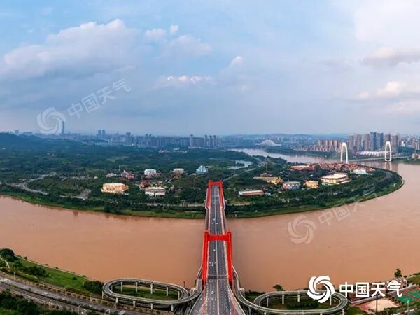 施工的注意了！暴雨+雷暴大风+冰雹来了！