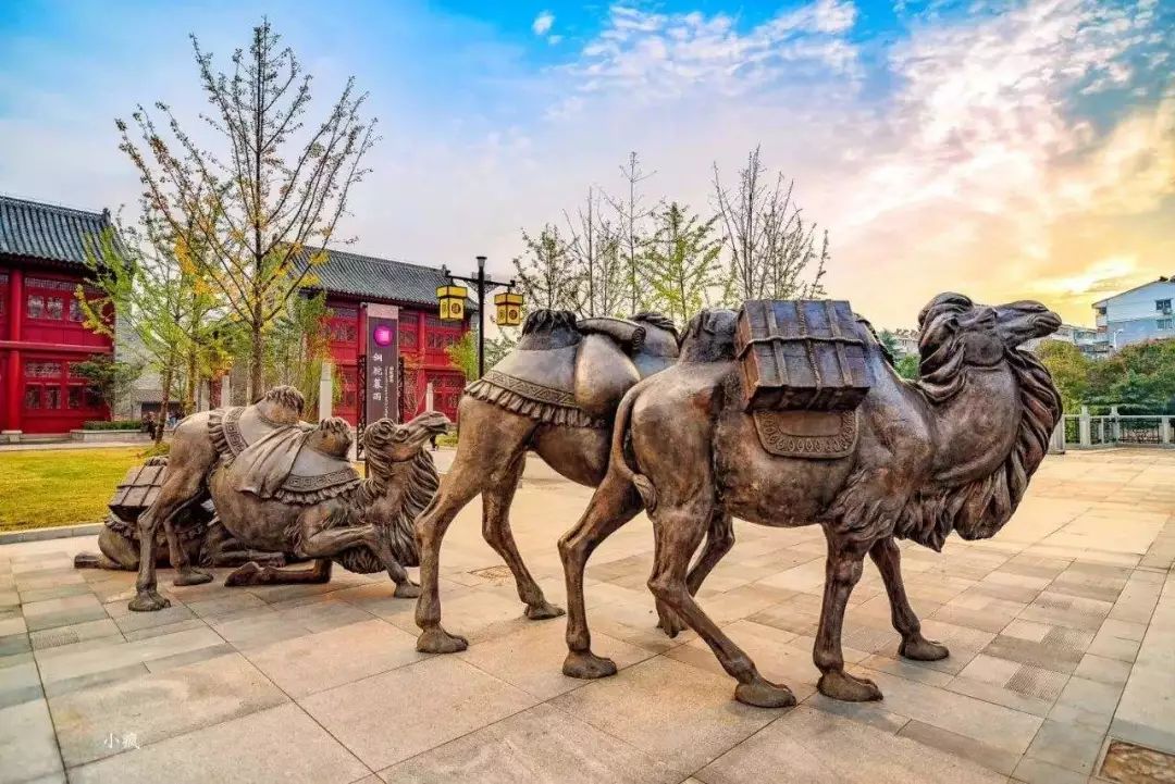 "铜驼暮雨"自此得名