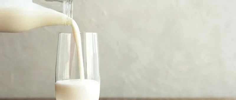 脱脂奶、高钙奶、舒化奶、有机奶……牛奶到底该如何选购？看完终于会挑了