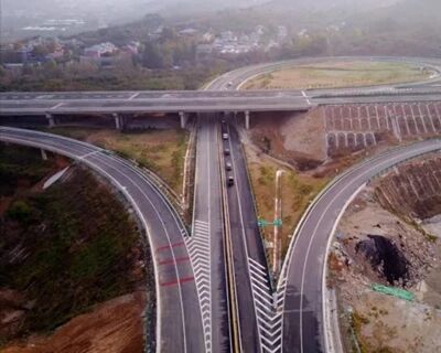 山东最美高速1公里通行费9毛遭吐槽，到底贵不贵记者算了笔账