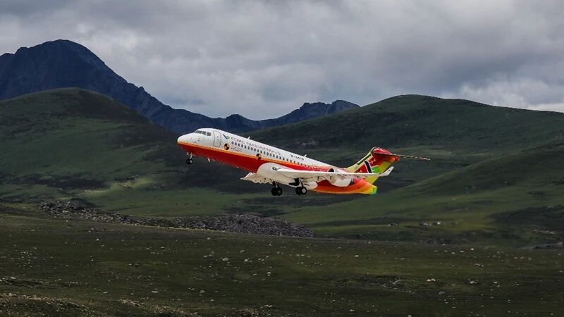 ARJ21飞机完成高高原试飞