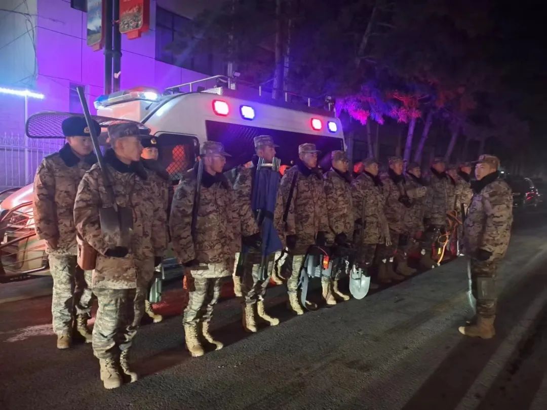 天寒地冻,争分夺秒!救援,积石山!(图4) 图片