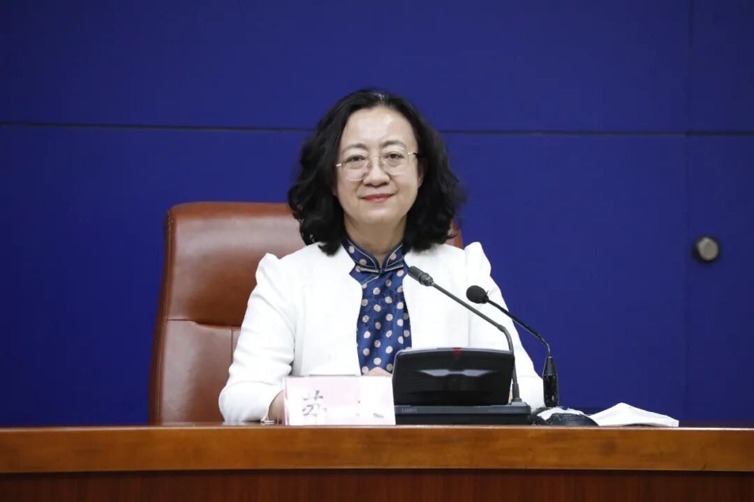 济南市商务局党组成员,副局长张娟济南市财政局副局长王传秋济南市