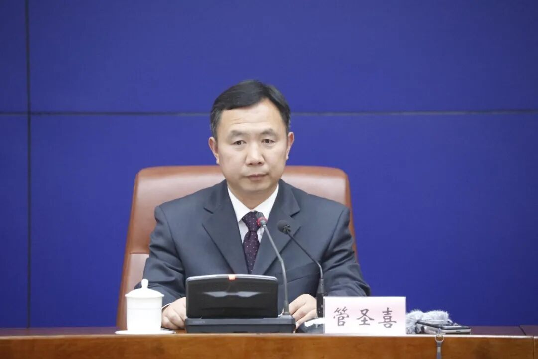 改革委党组成员,副主任管圣喜,市农业农村局党组成员,副局长李新军,市