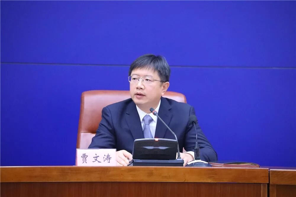 市科技局党组成员,副局长贾文涛贾文涛:正如记者所说,截至2020年10