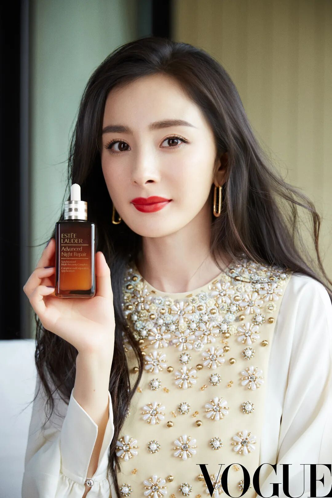 杨幂:人生旅途中的无限可能_友友