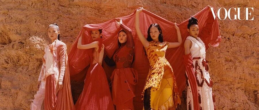 被选中登上VOGUE的她们，凭借的是？