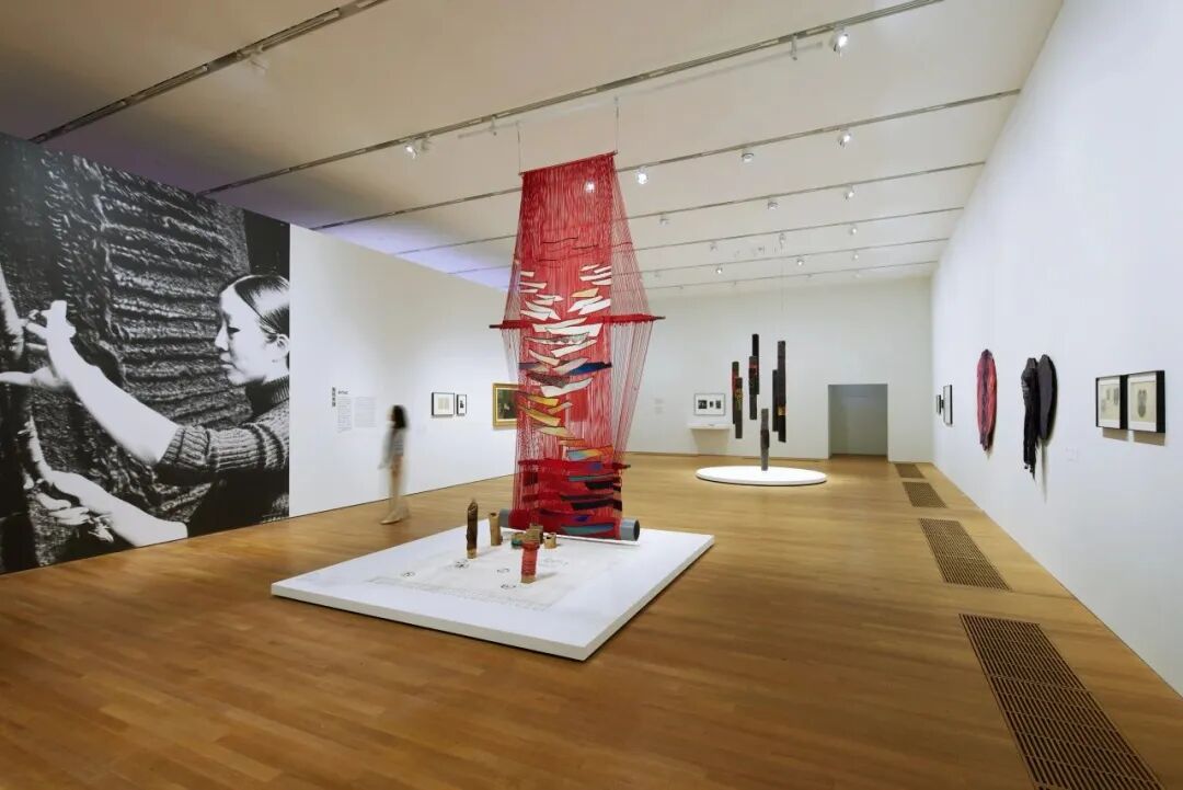 宋怀桂走在时尚与时代交汇处的中国先锋