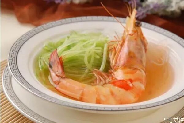 吃什么头发长得快对头发有好处的食物有什么