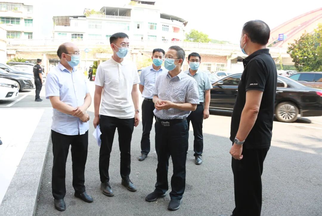 张浩然调研督导疫情防控工作