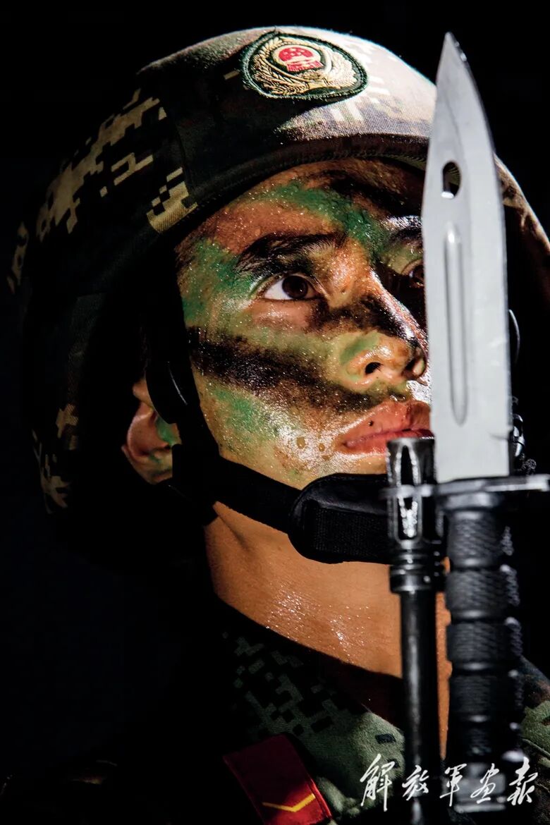 武警新闻 自由微信 Freewechat