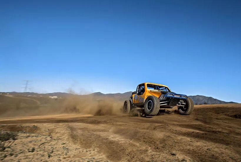 看看ams海外穿越沙漠,感受最真实的越野赛事路线,buggy越野车试驾!