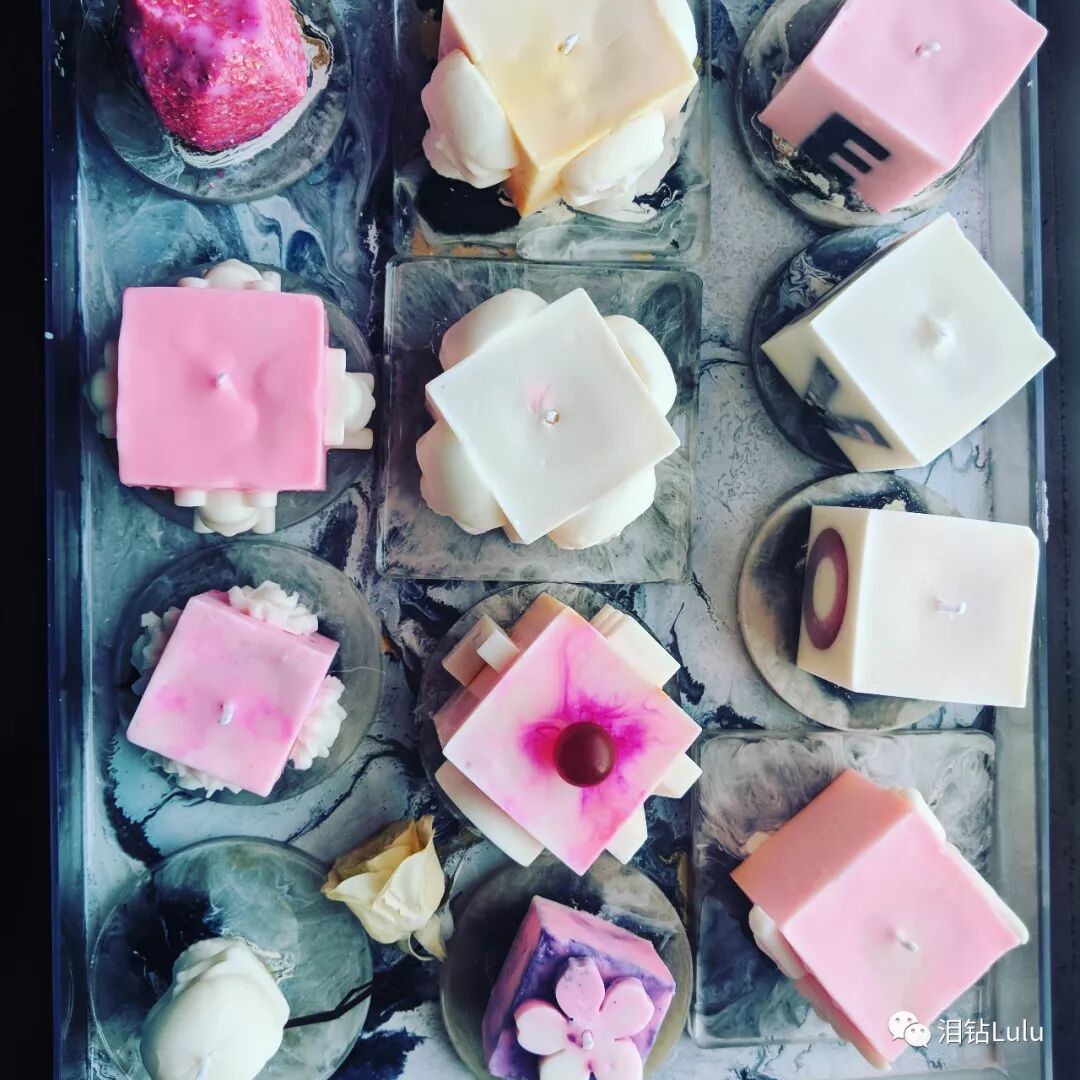 当画家爱上了做蜡烛这件事