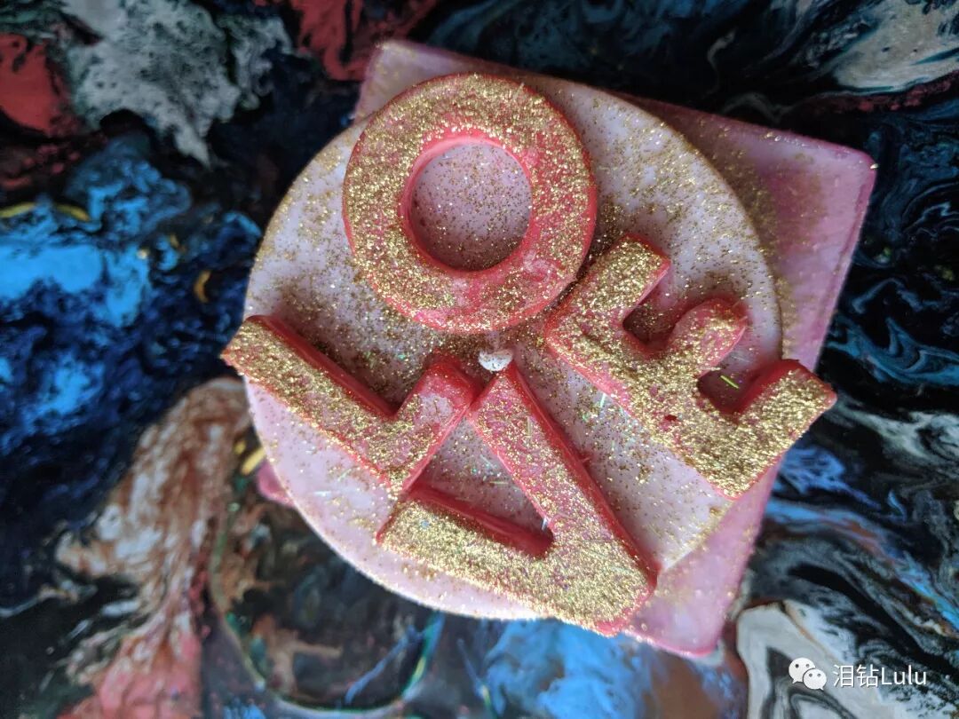 当画家爱上了做蜡烛这件事