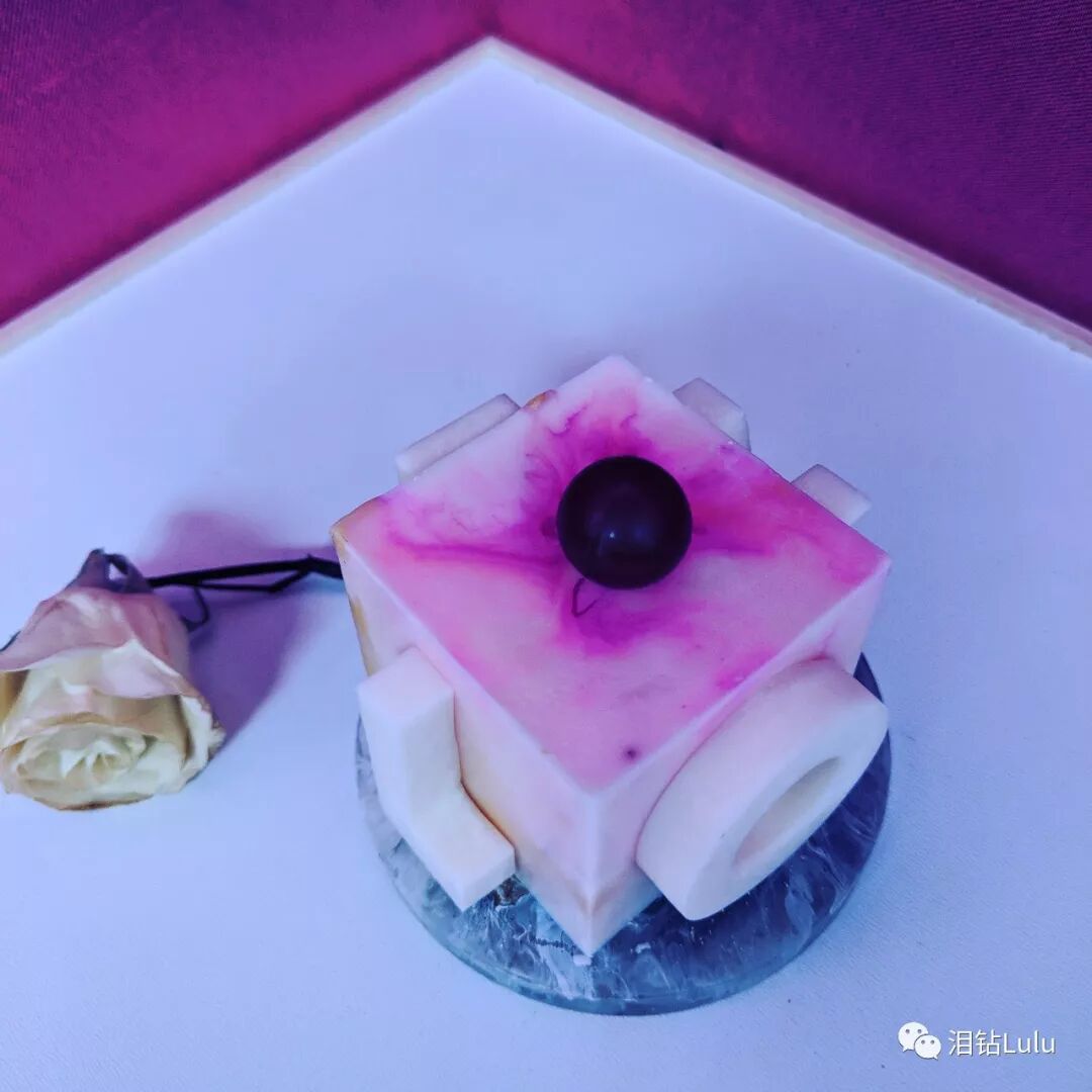 当画家爱上了做蜡烛这件事