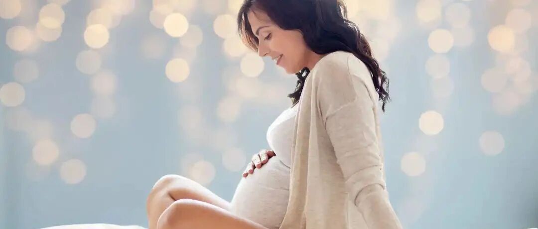 分娩“开十指”，是把十个指头都伸进去检查吗？