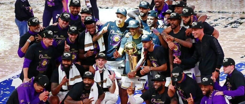 为了卫冕 湖人休赛期需要怎么做？