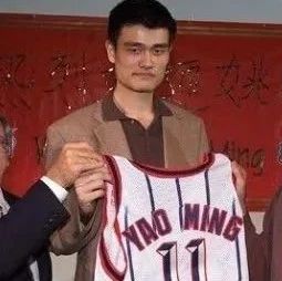 姚明当选状元已过去20年！NBA在变，中国球员还有机会吗