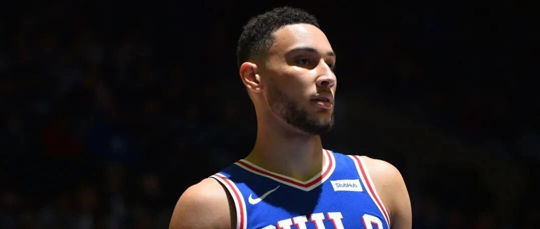 西蒙斯为啥这么头铁？