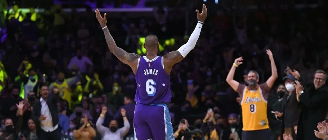 37岁！41+14！今天的詹皇，该怎么吹？