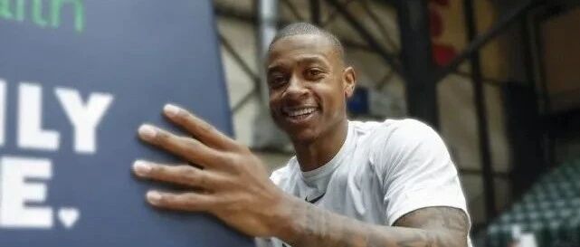 为爱坚持！他配得上一次机会