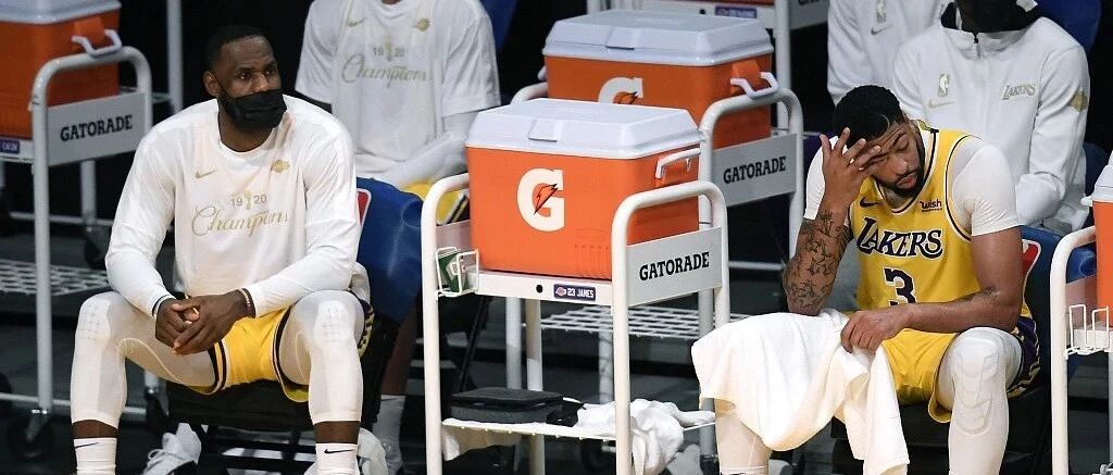 揭幕战四强观察：湖人卫冕不轻松