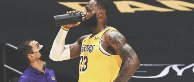 36岁的詹姆斯，为何能稳坐MVP榜单第一？