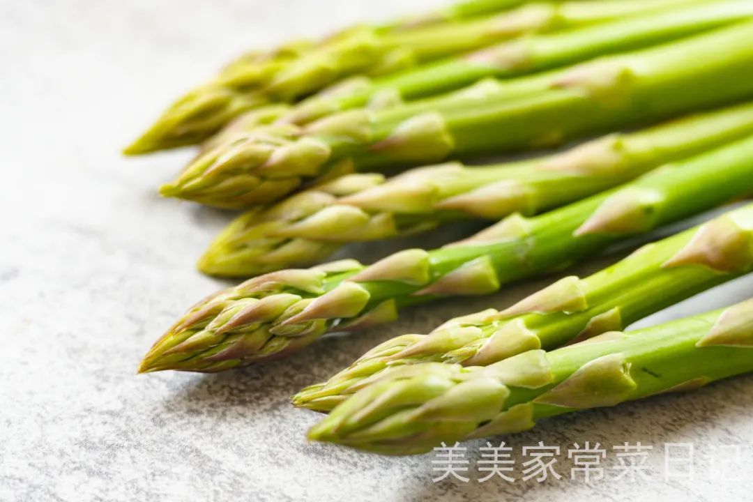 怎么炒芦笋好吃