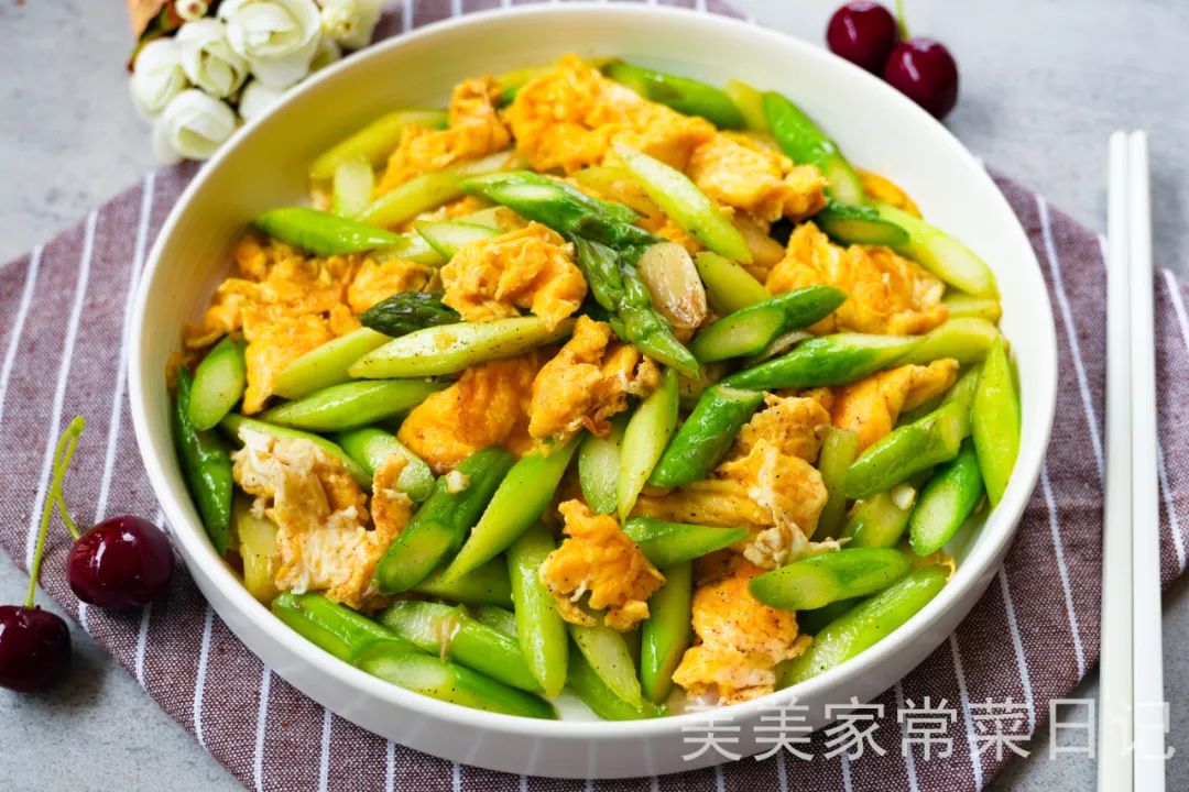 怎么炒芦笋好吃