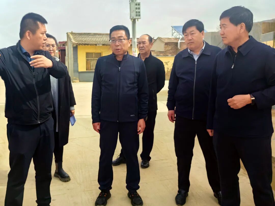 榆中聚焦丨崔峰巍调研和美乡村建设工作