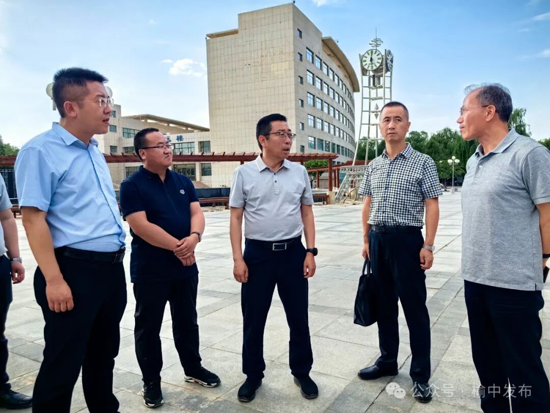 崔峰巍调研督导生态环境保护等重点工作