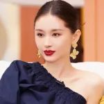 身高不到1米6，王子文怎么穿出大长腿？