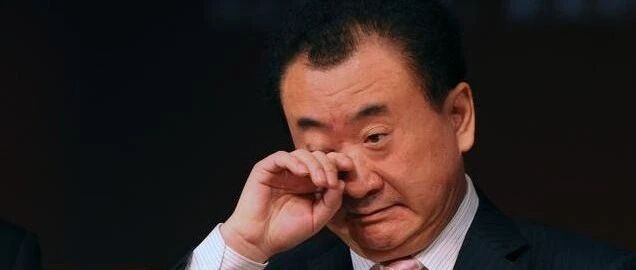 AMC年内暴涨3000%！王健林错失百亿收益！