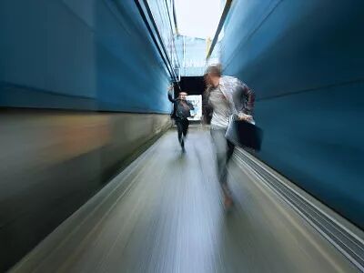 危险趋势正在继续！投资者开始逃离这个9万亿美元的市场 - 1