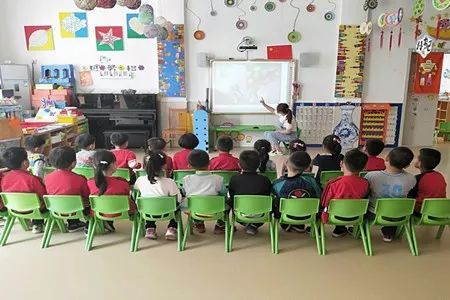 幼儿园孩子的教育，只靠幼儿园是远远不够的！