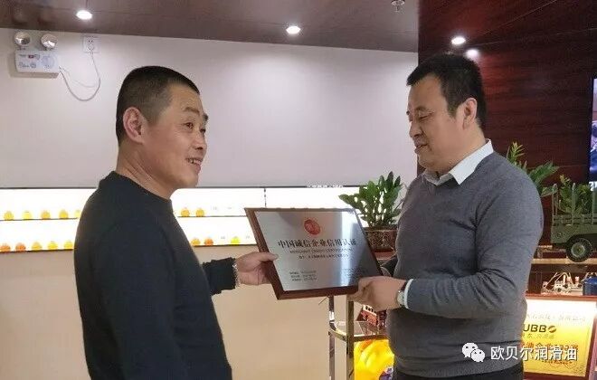 风云际会 、谁与争锋？