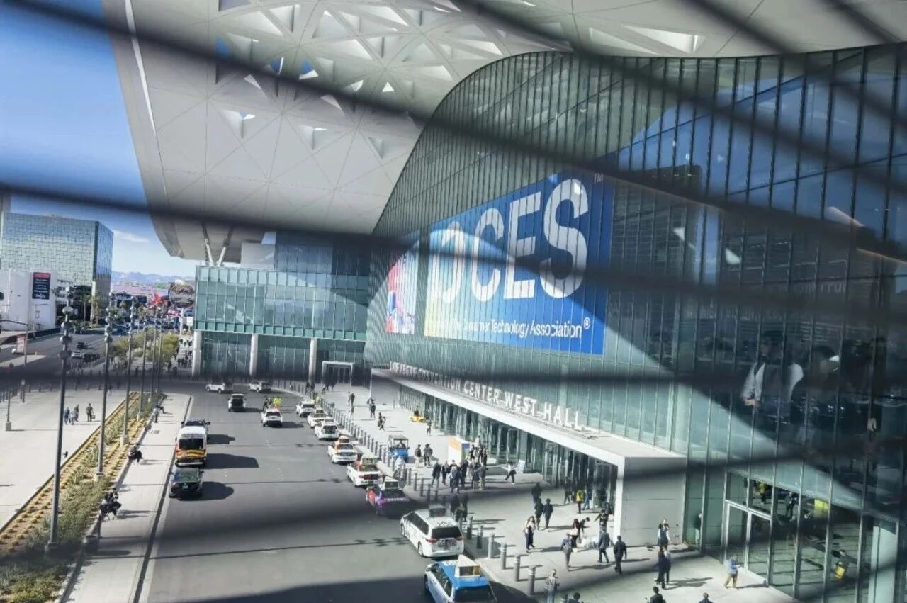 图片[2]-CES 2026前瞻：黄仁勋到处赶场站台，中国军团角逐AI明日终端-AI Express News