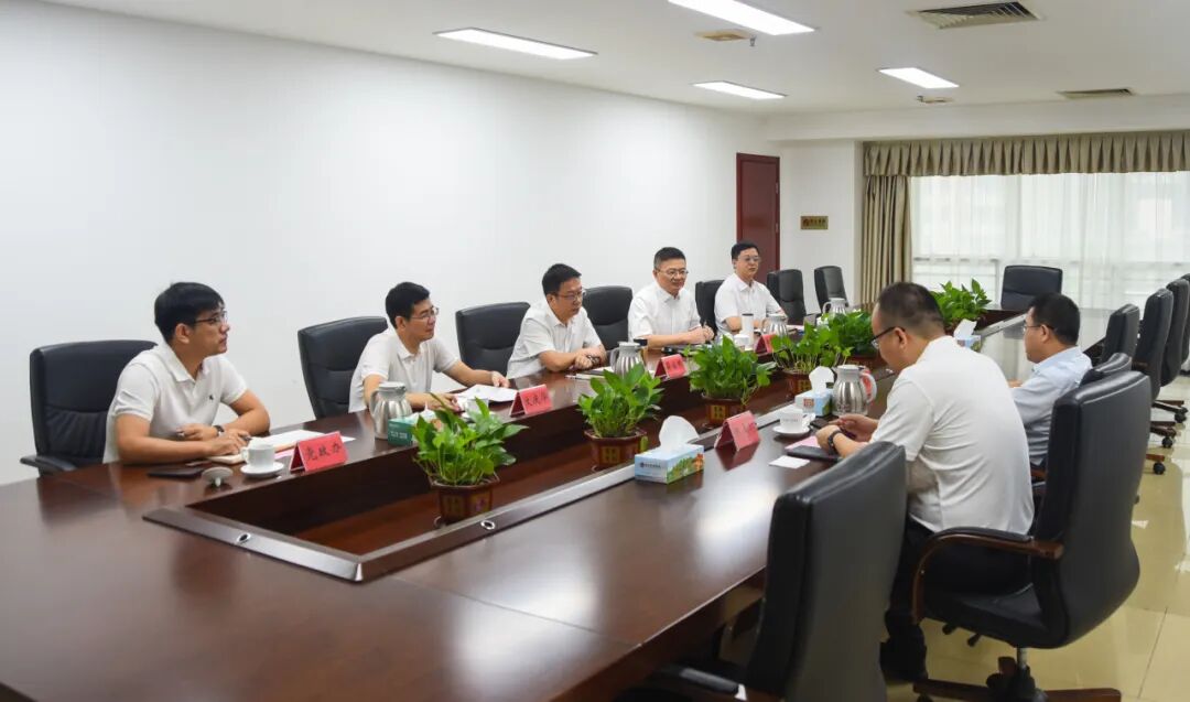 深化政企合作！加速推进古镇照明灯饰产业智能化转型升级