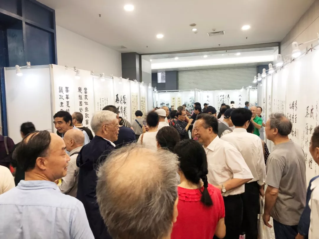 动态丨翰墨书盛世 丹青颂华章——四川省书画界庆祝新中国成立70周年书画展览今日在四川科技馆开展 动态丨翰墨书盛世 丹青颂华章——四川省书画界庆祝新中国成立70周年书画展览今日在四川科技馆开展