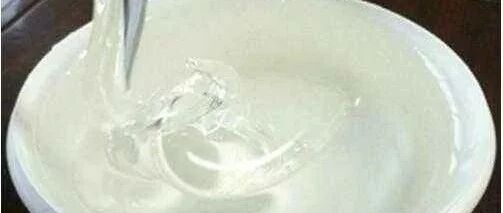 比白糖和酒精更可怕的健康杀手！我们几乎天天在吃…