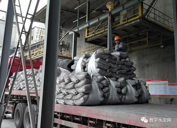 袋装水泥装车不用收尘器是谁这么大胆