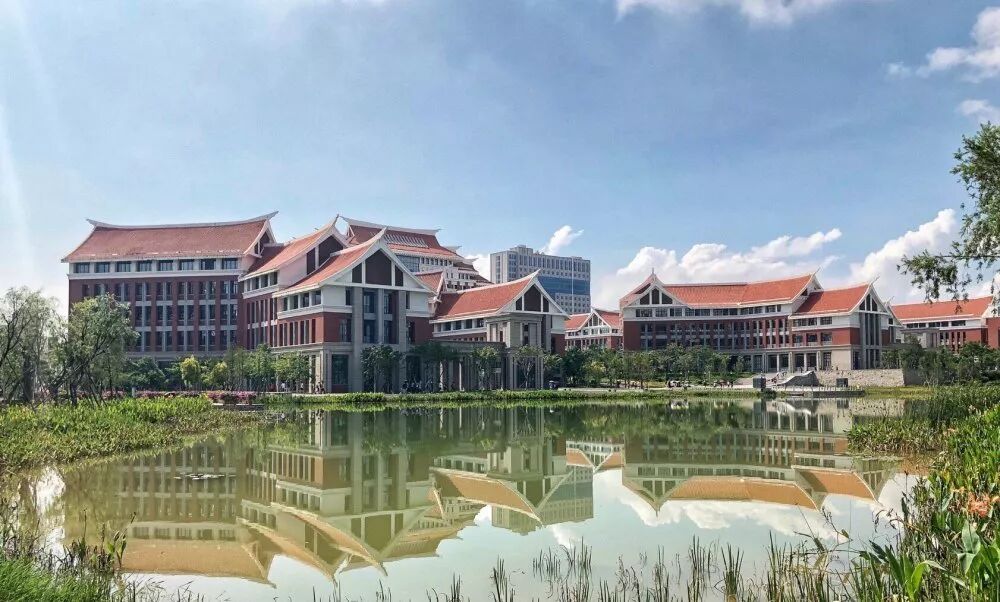 中场足球休息一般多长时间_足球中场休息一般多久_足球中场休息一般几分钟