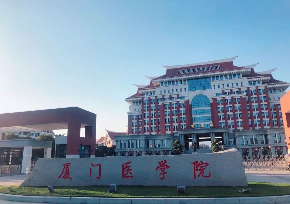 中场足球休息一般多长时间_足球中场休息一般几分钟_足球中场休息一般多久