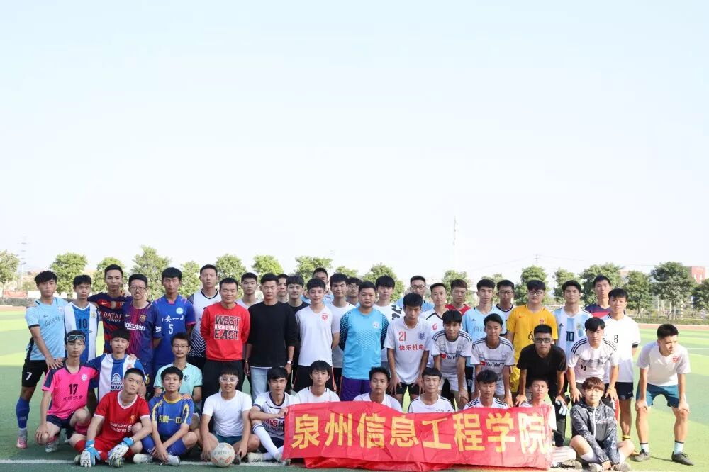 中场足球休息一般多长时间_足球中场休息一般多久_足球中场休息一般几分钟