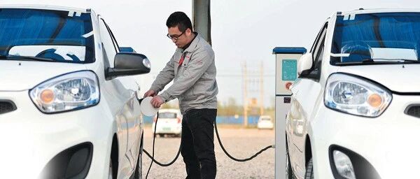 修订版“双积分”政策发布，政策指挥棒立起车市新风向