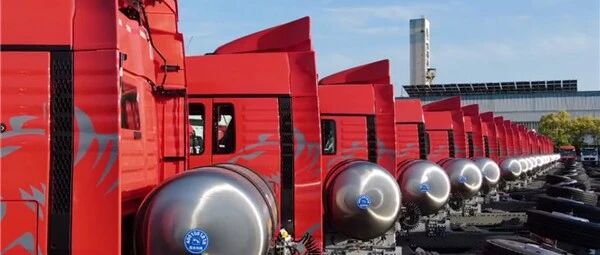 首月暴涨1318％，2022年新能源重卡市场“加速跑”