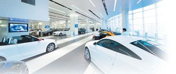 上半年喜忧参半，后半场回暖势头明朗