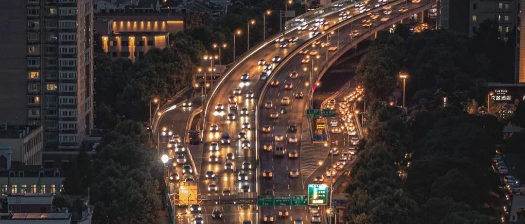 新能源车“卖疯了”？燃油车遭遇退单？上海限行新政引发一波车市震动