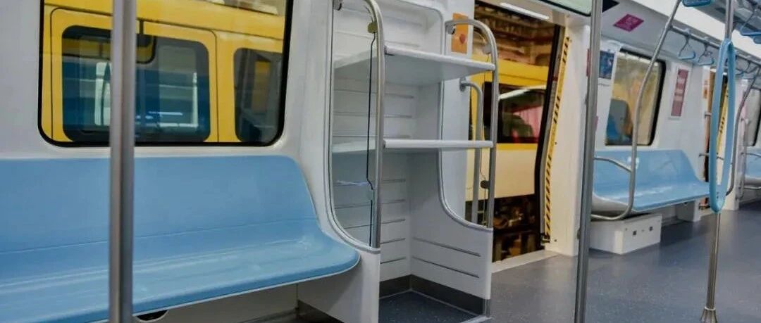 无线充电、行李架、高气密低噪声……杭州地铁机场快线新车亮相，橙柿互动抢先体验